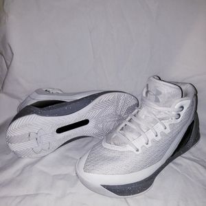 Boys Kids Under Armor Stephen Curry 3 Sneakers 13